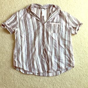 🌻Stripped dad shirt